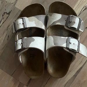 Birkenstock’s- size 10